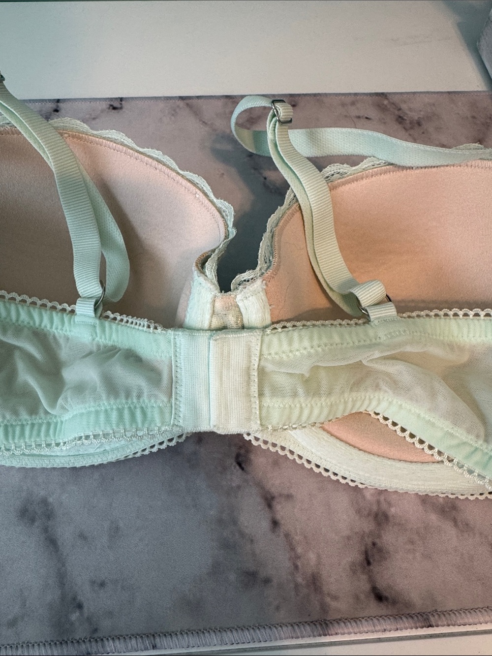 Victoria's Secret Dream Angels Bra 34D - Picture 4 of 5